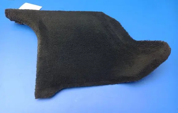 Foot area side trim