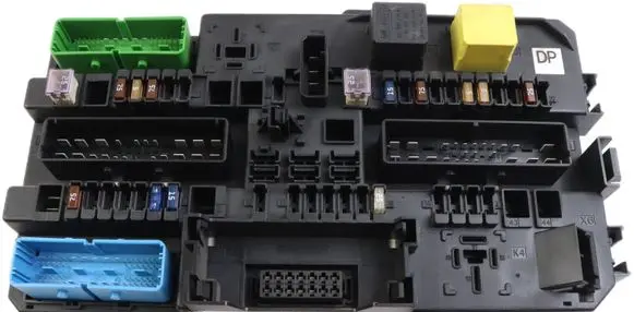 Opel Astra H Fuse module 13181278 5DK00866931