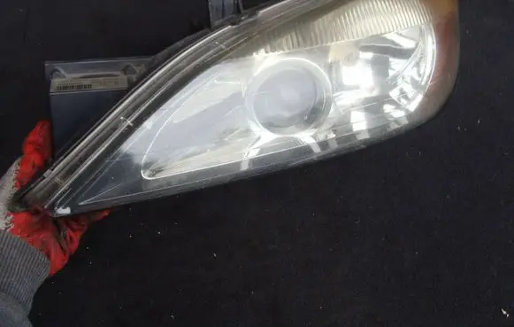 Nissan Primera Headlight/headlamp 260609F611
