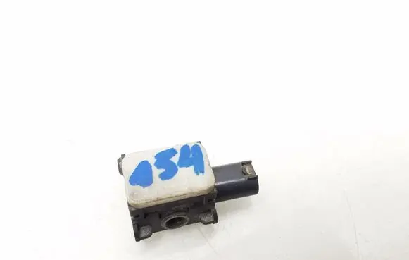 Mercedes-Benz R W251 Airbag deployment crash/impact sensor 0038202926