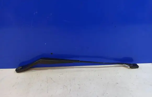 Volvo V60 Windshield/front glass wiper blade 30753504