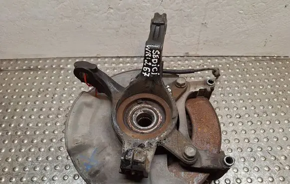 Suzuki SX4 Front wheel hub spindle knuckle S14795267 79J5