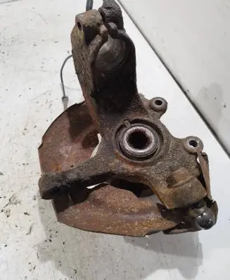 Volvo C30 Front wheel hub spindle knuckle