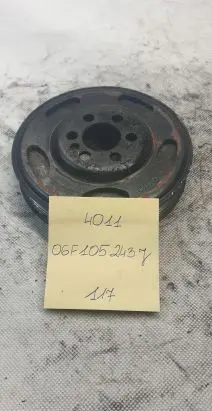 Audi A4 S4 B7 8E 8H Crankshaft pulley 06F105243J