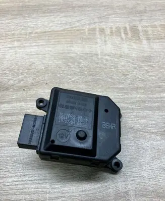 Opel Zafira A Air flap motor/actuator 309368000