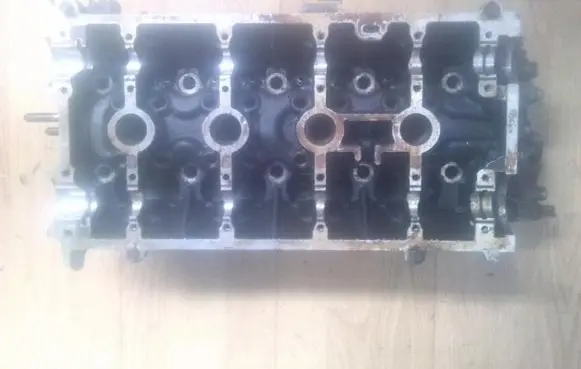 Engine head
