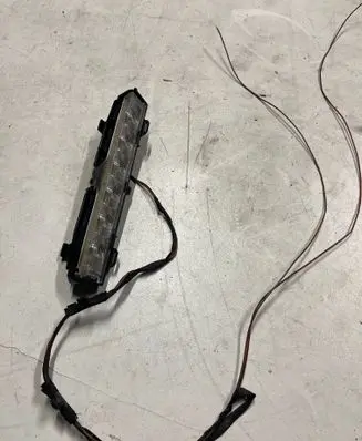 Volkswagen PASSAT B7 Third/center stoplight 176369 01051200