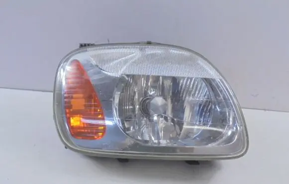 Nissan Micra Headlight/headlamp 260101F511