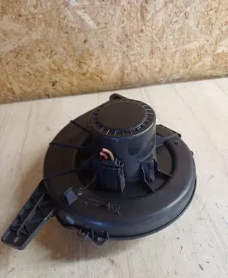 Volkswagen Polo Heater fan/blower 6Q1820015C 78608