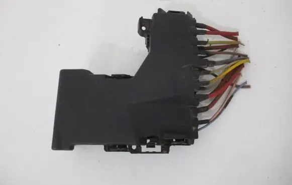 Citroen DS5 Voltage converter/converter module 9805119780