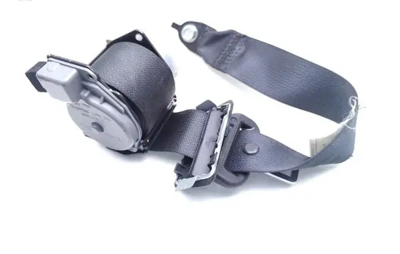 Infiniti Q50 Rear seatbelt TKKAH2EG624