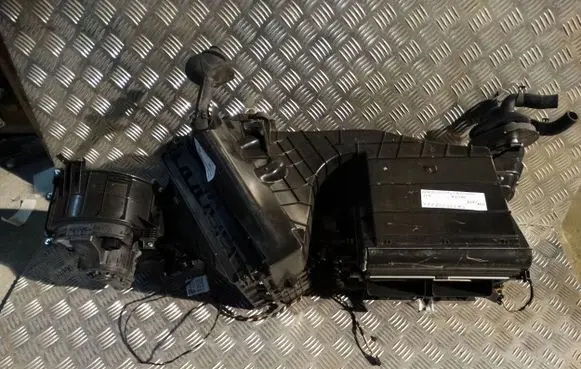 Porsche Cayenne (9Y0 9Y3) Heater blower radiator 7P5820005AS