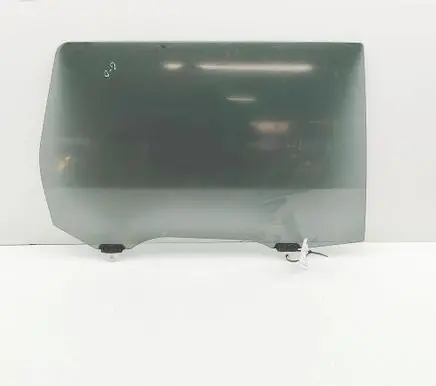 Mitsubishi Outlander Rear door window glass 5736A466