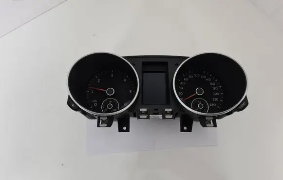 Volkswagen Golf VI Speedometer (instrument cluster) 5K0920862A