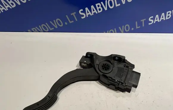 Volvo V70 Accelerator throttle pedal 6G929F836BD 6PV00922001