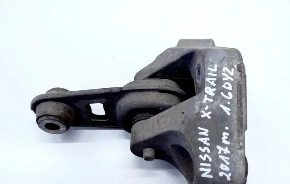 Nissan X-Trail T32 Gearbox mount 113604EA0A