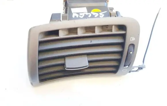 Peugeot 407 Dash center air vent grill 96445895577 a1010006