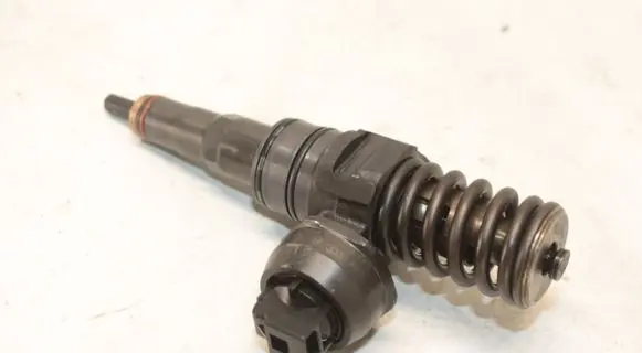 Volkswagen Caddy Fuel injector 038130073BN