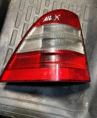 Mercedes-Benz ML W163 Rear/tail lights A1638200164
