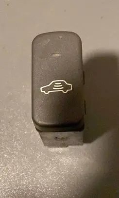 Volvo V40 Alarm switch 30889360