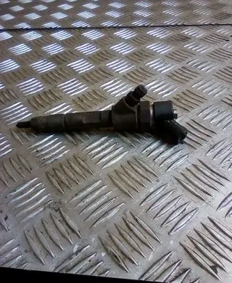 Renault Laguna II Fuel injector 8200100272 0445110