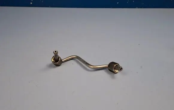 Audi Q5 SQ5 Fuel injector supply line/pipe 03L130301L