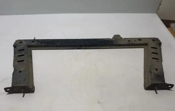 Renault Kangoo II Radiator mount bracket 8200838335