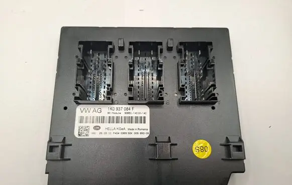 Volkswagen Golf VI Comfort/convenience module 1K0937084F 5DK00965008