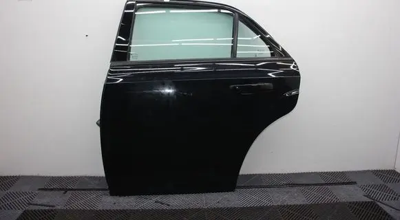 Chrysler 300C Rear door 000000