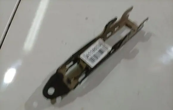 Volkswagen Sharan Seat belt adjustment rail