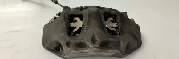 Audi Q7 4M Front brake caliper 4M0615105