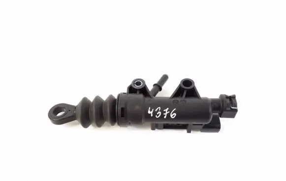 Clutch master cylinder