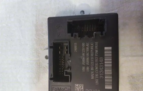 Volvo V60 Door control unit/module 31343148