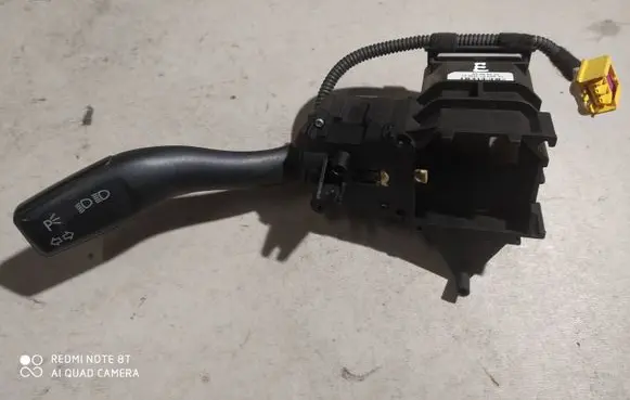Audi A4 S4 B7 8E 8H Indicator stalk 4E0953513E CZK0301104601 04090609