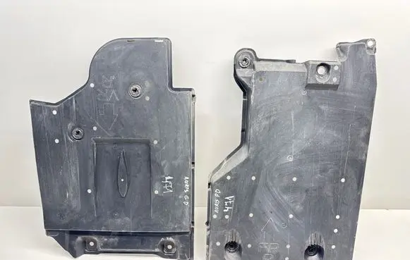 Toyota Auris E180 Pickup box liner 5816702060 5816502040 58167-02060