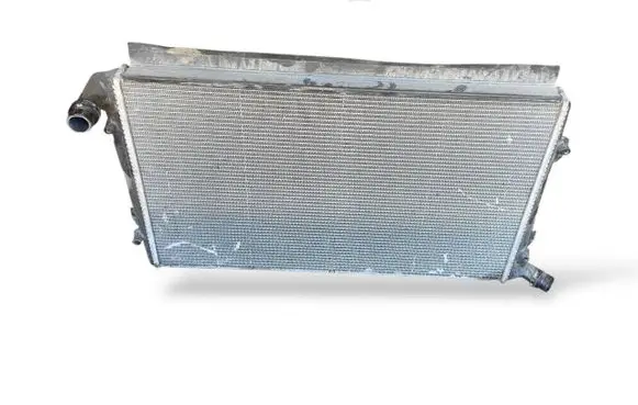 Volkswagen Golf V Coolant radiator 1K0121251AM