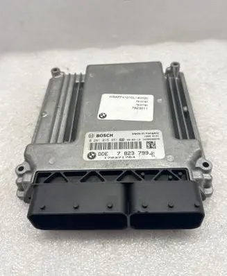 BMW X5 E70 Engine control unit/module 7823799 0281015851 170371764
