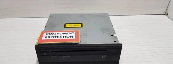 Navigation unit CD/DVD player