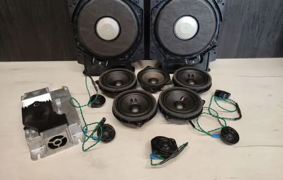 BMW 2 Active Tourer U06 Sound amplifier 5A26238