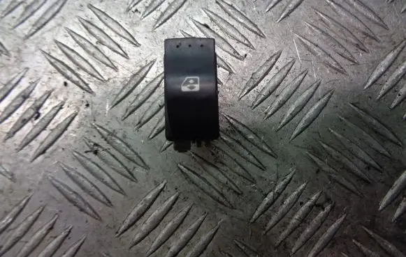 Renault Scenic II - Grand scenic II Quarter vent window switch 