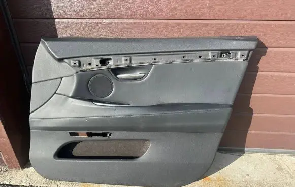 BMW 5 GT F07 Front door card panel trim L679960 1820776 5057502