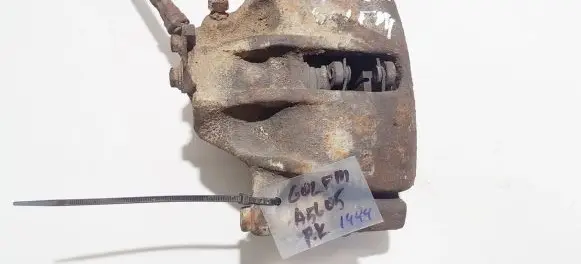 Volkswagen Golf III Front brake caliper