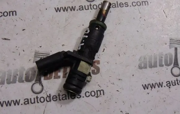 Mercedes-Benz S W221 Fuel injector A2720780249