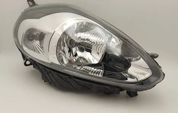 Fiat Punto Evo Headlight/headlamp P67765991 519371490