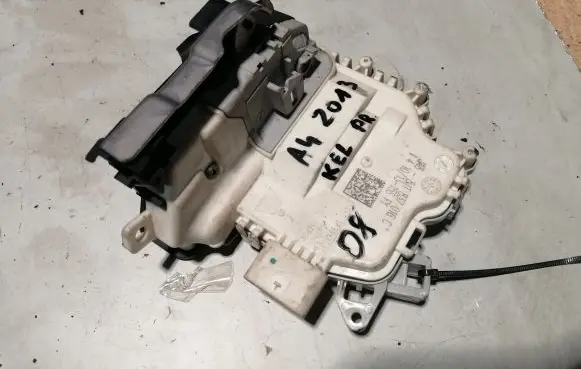 Audi A4 S4 B8 8K Front door lock 8J1837016C