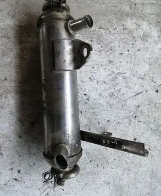 Opel Zafira B EGR valve cooler 55203716