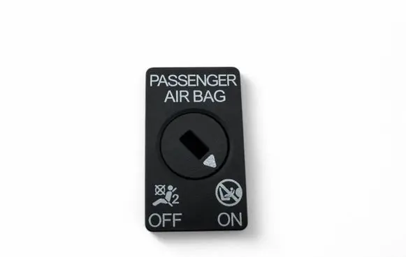 Passenger airbag on/off switch