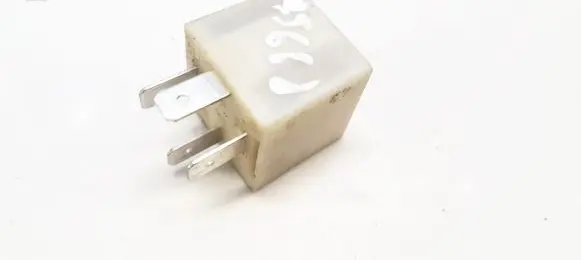 Volkswagen PASSAT B5.5 Other relay 443919578C 152100.00