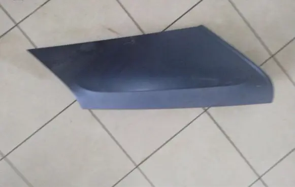 Land Rover Range Rover Sport L320 (D)pillar trim (top) DDG000165