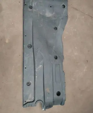 Audi A3 8Y Center/middle under tray cover 5WA825201H